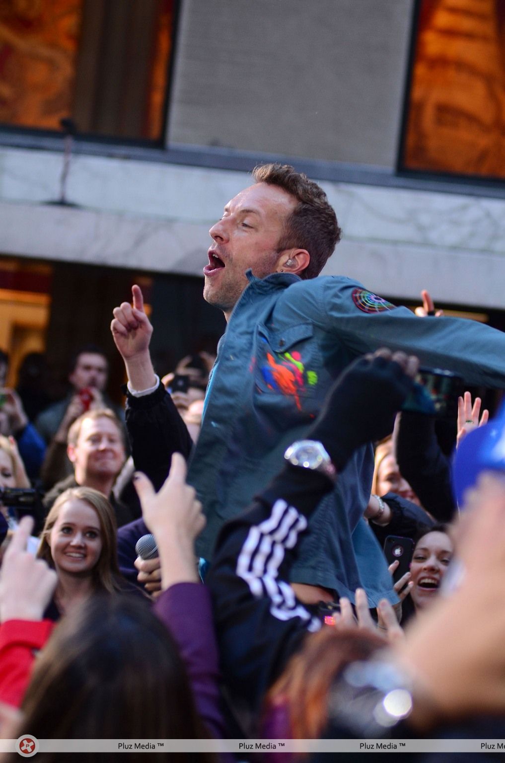 Chris Martin performing live on the 'Today' show as part of their Toyota Concert Series | Picture 107198